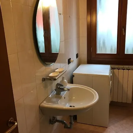 In Piazzetta Mirano
